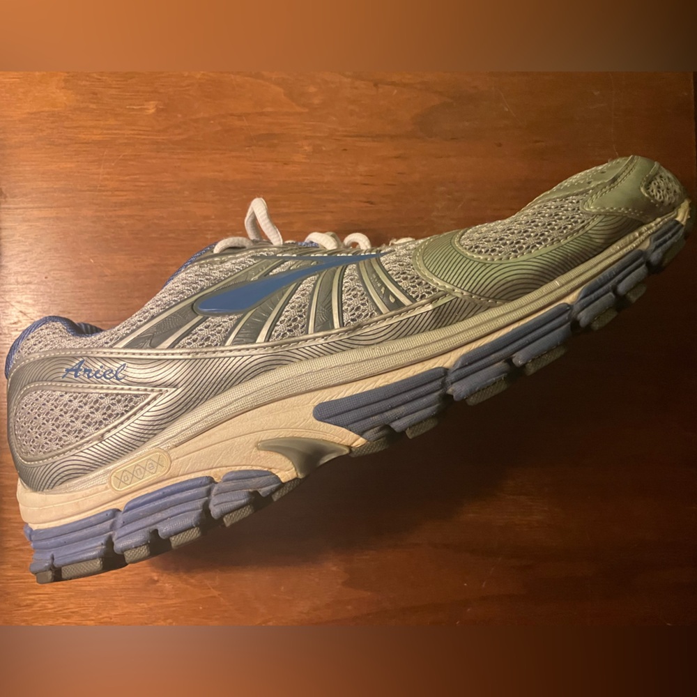Blue and silver Brooks “Ariel”  Sneakers size 12